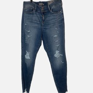 Torrid high rise distressed jegging jeans size 18 NWT